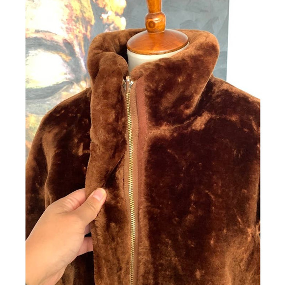 NWOT NINE WEST Plush Faux Fur Zip Hem Coat Brown Tobacco color Size M - Picture 8 of 10